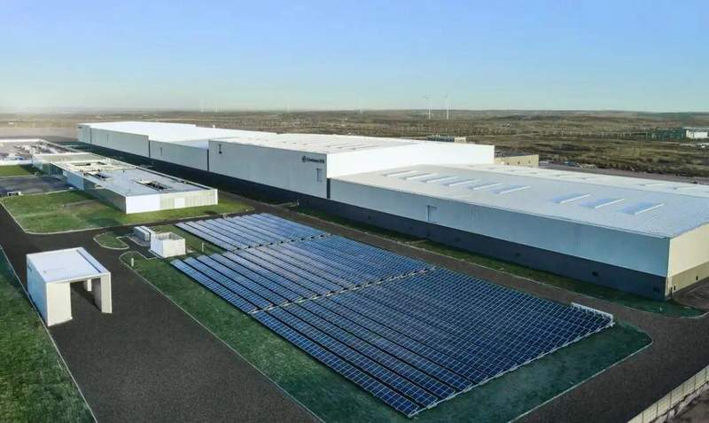  政府工作报告部署新任务，2026能源、双碳新机遇在哪 新闻