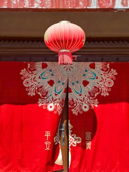  香塘系股东拟清仓减持引发昭衍新药股价剧烈波动；公司迅速回应修改计划，市场信心逐步恢复中。 股票财经