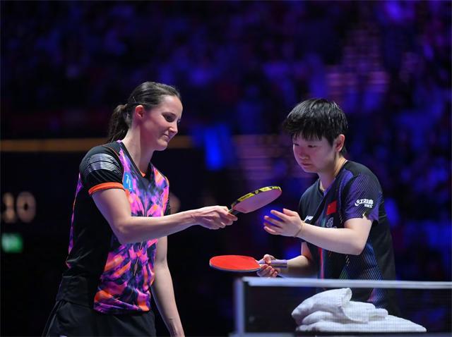  【技术解析】王曼昱晋级之路：削球消耗战中的体能困局与战术应对 体育新闻 【技术解析】王曼昱晋级之路：削球消耗战中的体能困局与战术应对 体育新闻