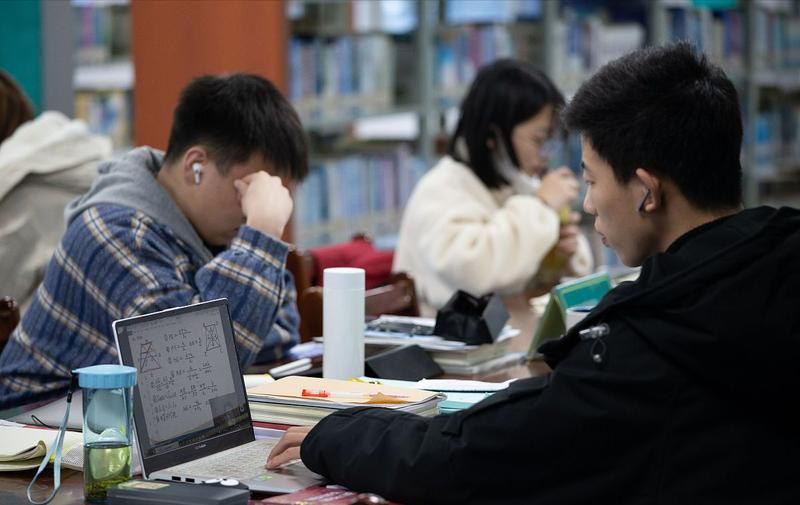  从405分到放弃复试：一位同济学子的抉择深度复盘 教育招生