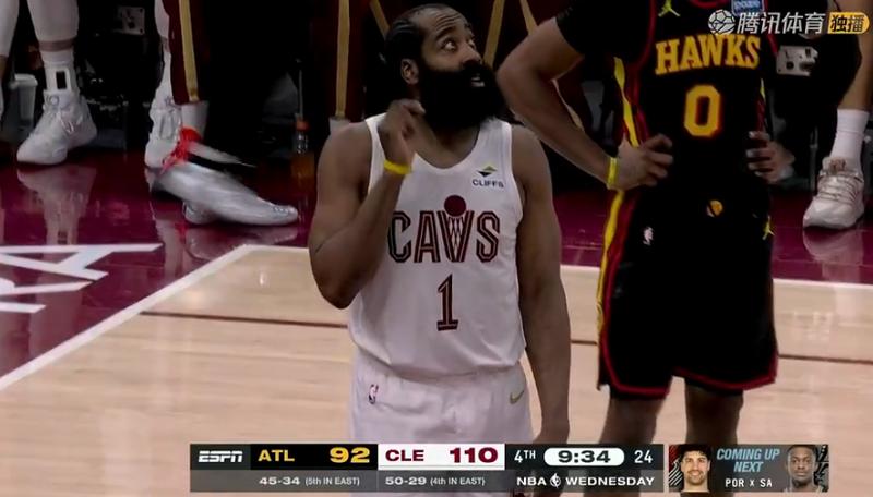  【战术复盘】单点爆破与错位打击：骑士险胜老鹰的攻防博弈深度解析 体育新闻