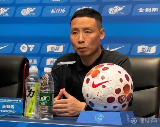 深圳新鹏城战术深度复盘：陈涛体系下的竞争机制与精细化调整路径 体育新闻